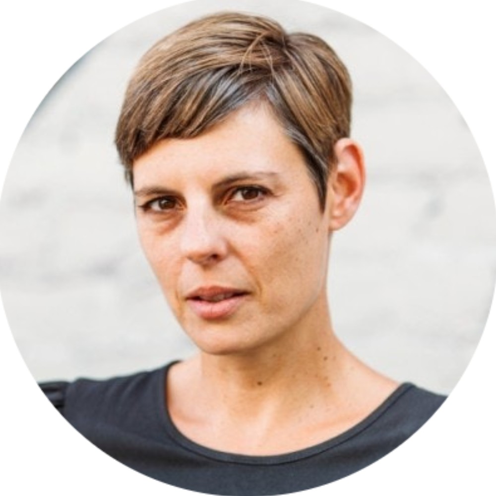 How Dawn Verbrigghe, CEO of Jottful, gave up a Lucrative CMO Startup Position to start SMB CMS