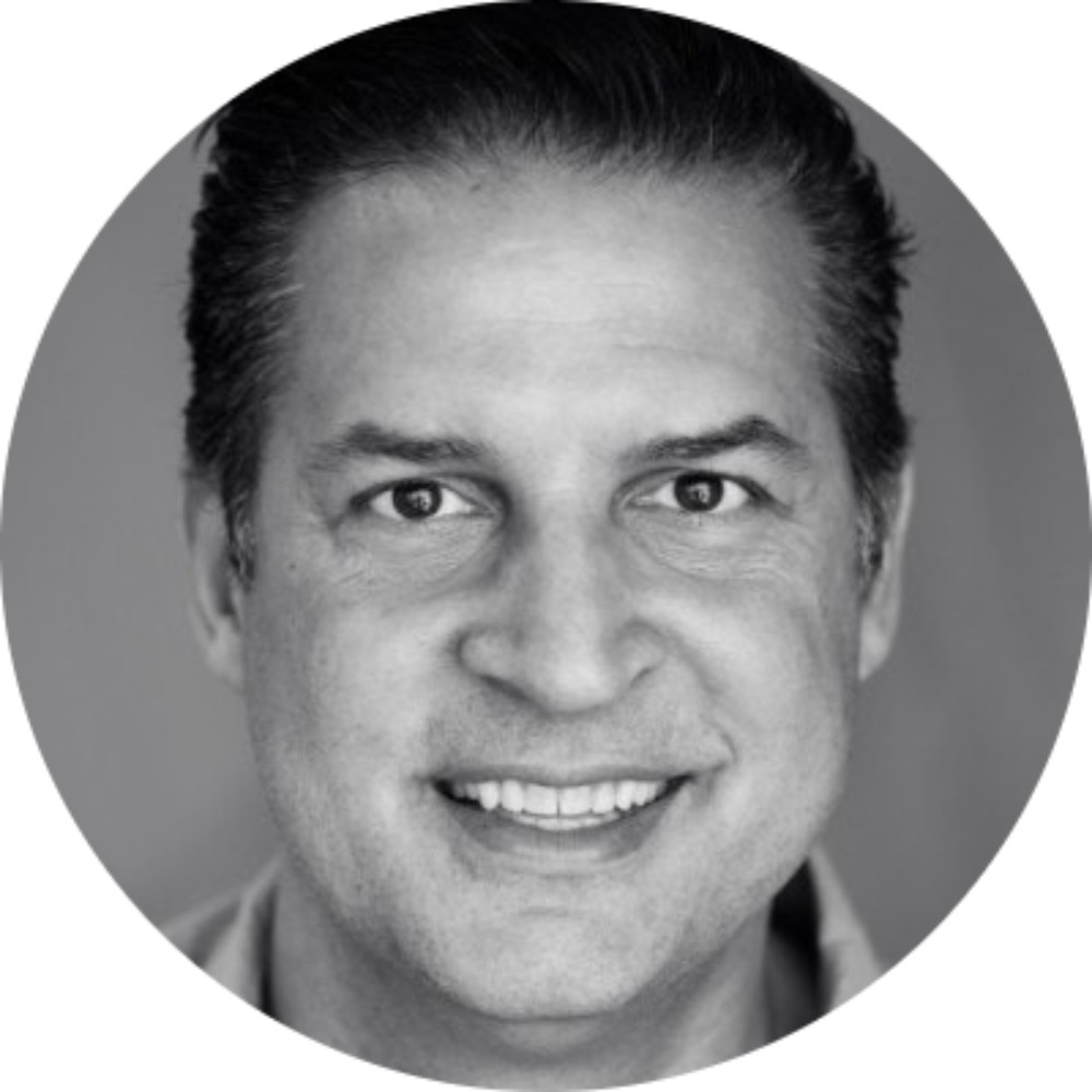 How David Perry, CEO of GetCarro.com, Build a Video Game Streaming Technology that Won Two Guinness Book of World Records Before Transitioning into the eCommerce World